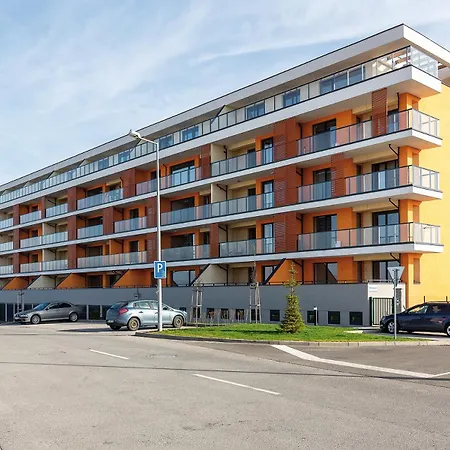 Cozy Residental 아파트